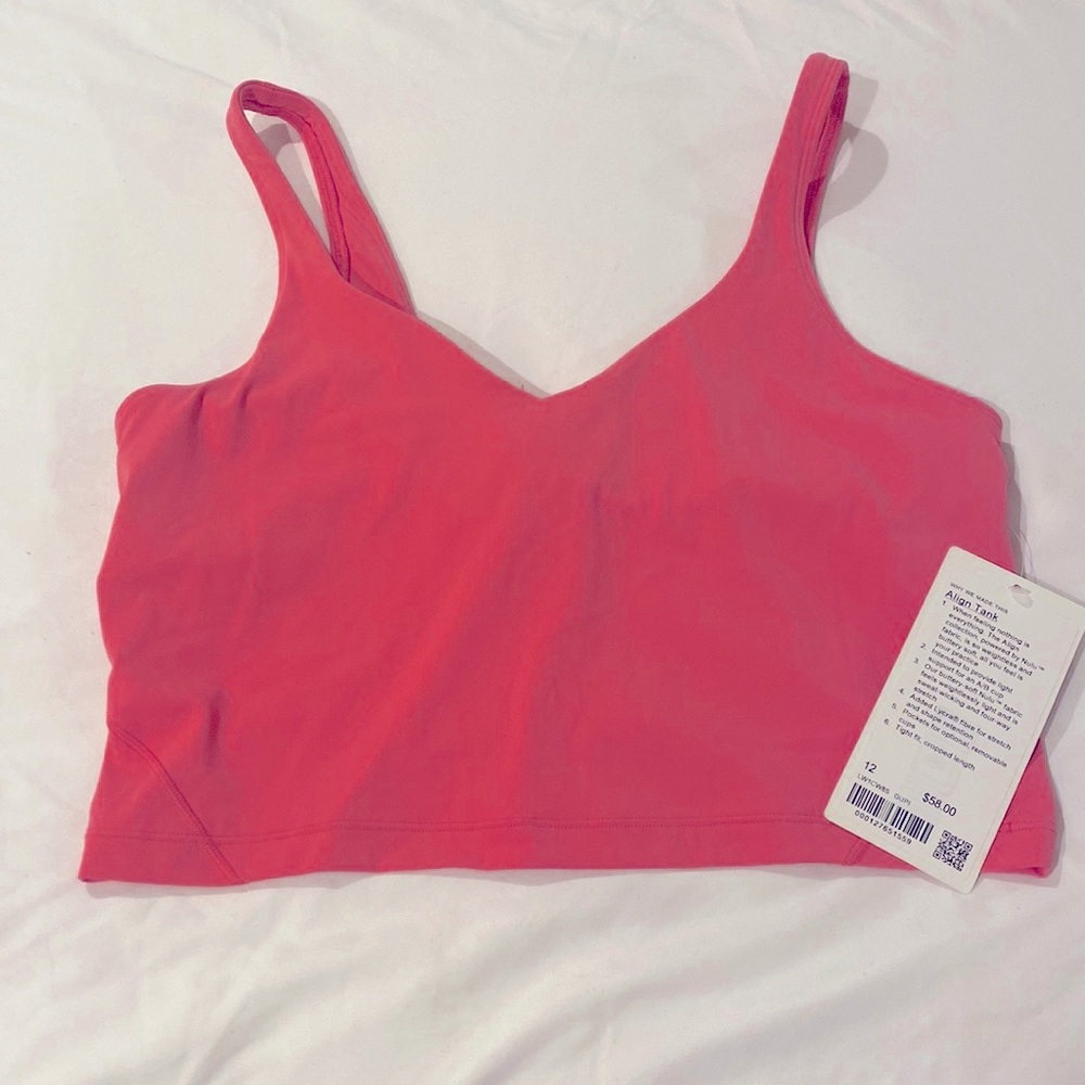 BNWT Lulu Align Tank